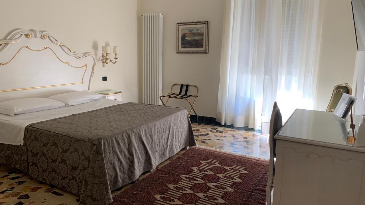 Hotel Notti Sull'Adige Werona Zewnętrze zdjęcie